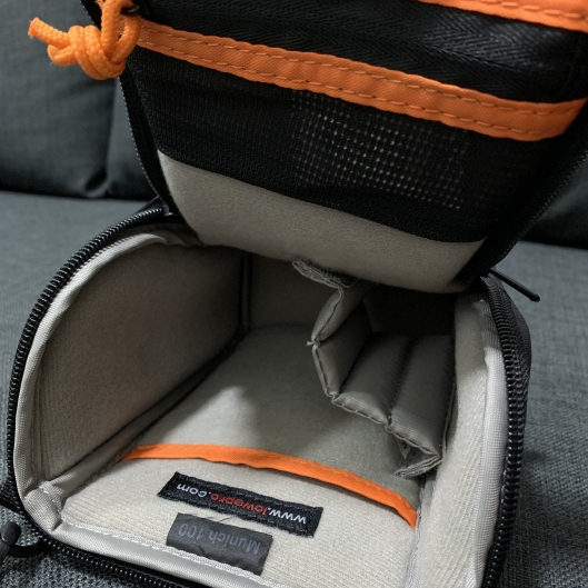 2nd hand Lowepro Munich 100 Camera Bag on sale