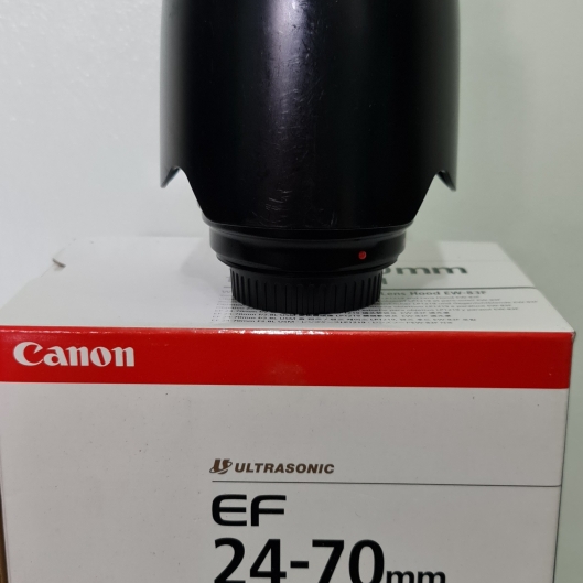 Canon 24-70mm f2.8L USM EF