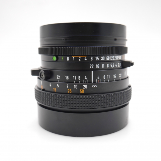 Carl Zeiss 80mm f2.8 Planar CF T* (Hasselblad)