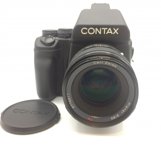 Carl Zeiss 80mm f2 Planar T* (Contax 645)