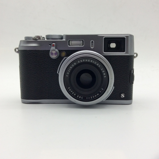 Fujifilm X100S