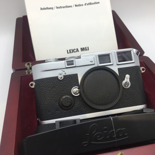 Leica M6J
