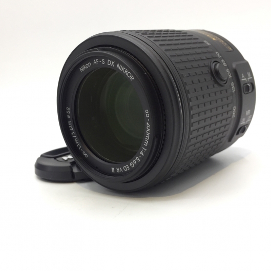 Nikon 55-200mm f4-5.6G VR AF-S DX Nikkor
