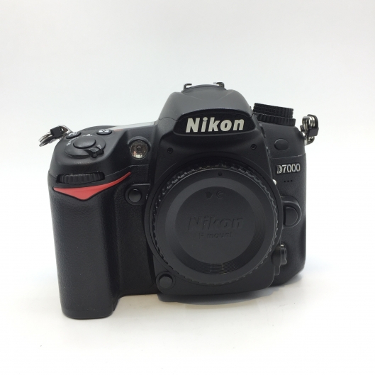 Nikon D7000