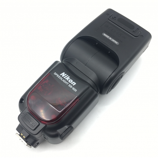 Nikon Speedlight SB-900