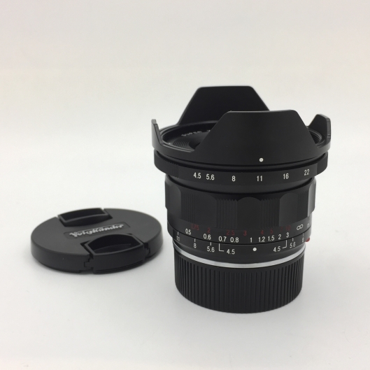 Voigtlander 15mm f4.5 Super Wide Heliar Aspherical III 