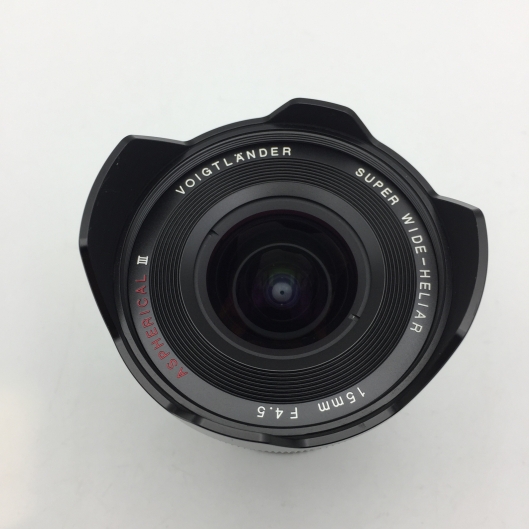 Voigtlander 15mm f4.5 Super Wide Heliar Aspherical III 