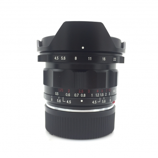 Voigtlander 15mm f4.5 Super Wide Heliar Aspherical III 