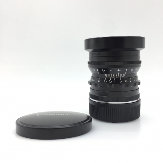 Voigtlander 50mm f1.5 Nokton