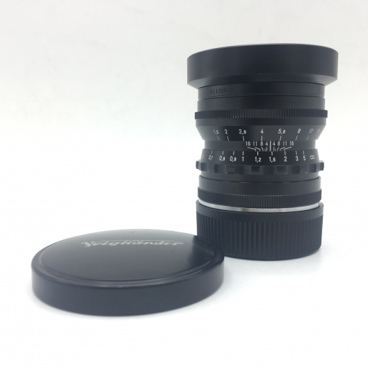 Voigtlander 50mm f1.5 Nokton