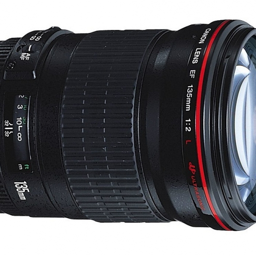 Canon 135mm f2.0L USM EF